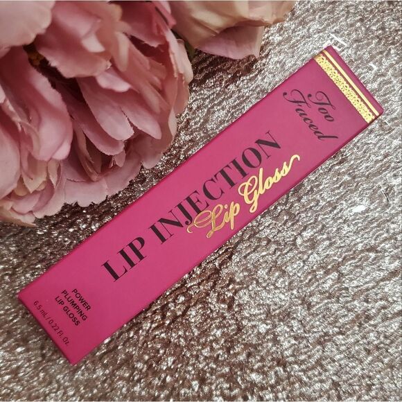 Too Faced Lip Injection Plumping Lip Gloss in People Pleaser (Hot Fuscia Pink) - Picture 12 of 16